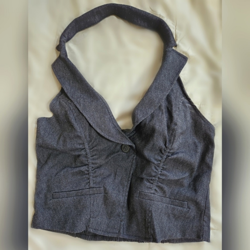 Have & Have Large Sleeveless Backless Vest